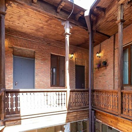 Modern Studio Near Rustaveli Ave - By Wehost Tiflis Dış mekan fotoğraf